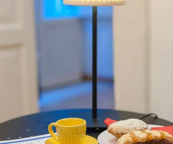 Agora -friend's House *