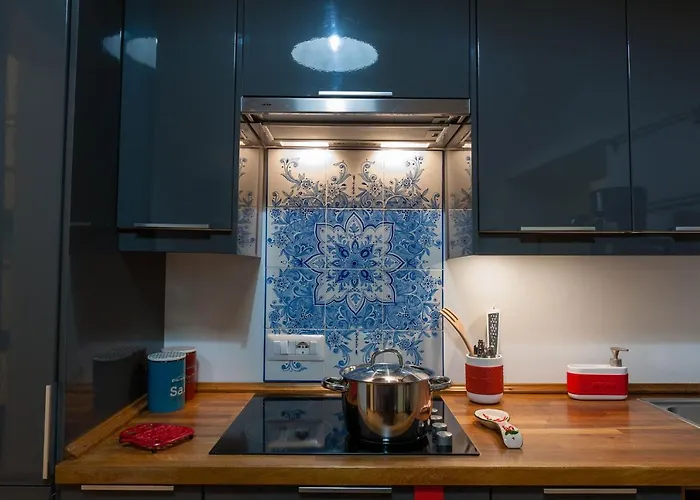 Agora -friend's House *